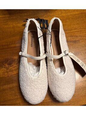 No Boundaries Womens White Sherpa Mary Jane Flats Size 11 Cozy & Stylish